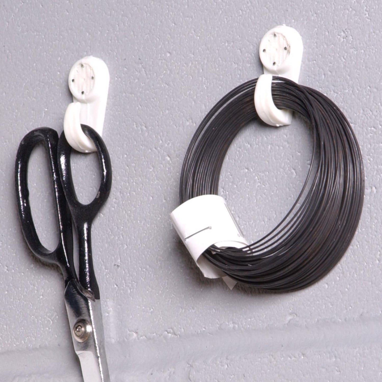 Hillman AnchorWire Plastic-Coated Hardwall Picture Hooks, 25 lb Capacity, 3-Pack