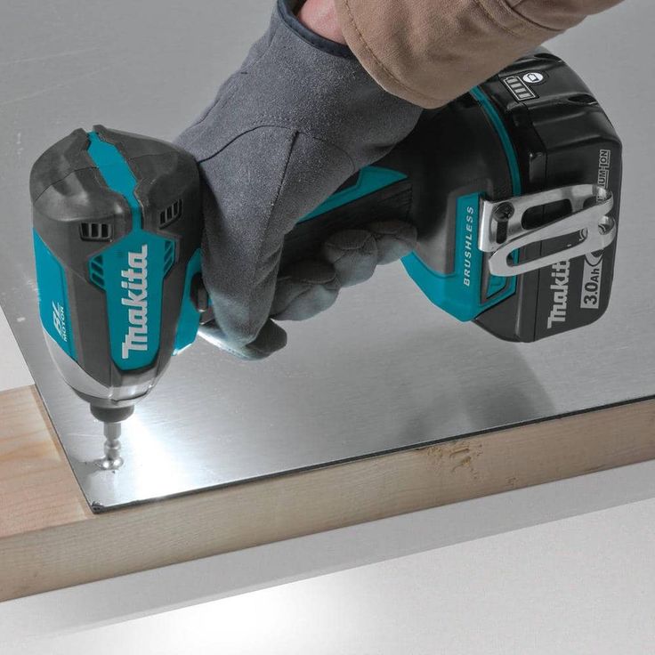 18-Volt LXT Lithium-ion Brushless Cordless 2-Piece Combo Kit 3.0Ah Driver-Drill/ Impact Driver