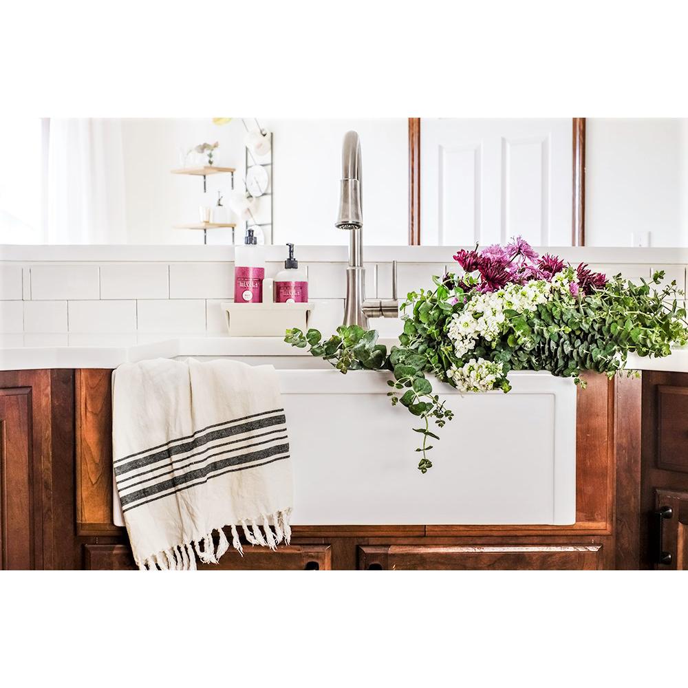 Bradstreet II Farmhouse/Apron-Front Fireclay 30 in. Single Bowl Kitchen Sink in Crisp White