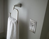 DELTA 4-Piece Dryden Decorative Bathroom Hardware Set