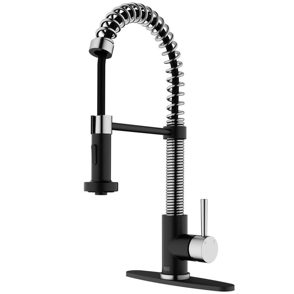 Edison Single-Handle Pull-Down Sprayer Kitchen Faucet with Deck Plate in Matte Black - Super Arbor