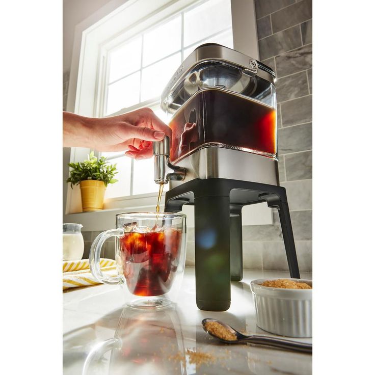 4.75 Cup Silver Cold Brew Coffee Maker