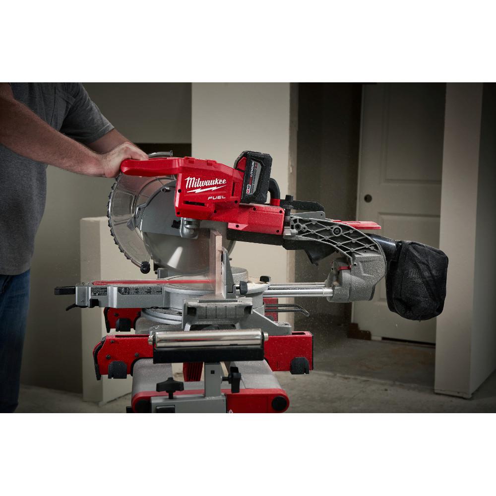 M18 FUEL 18-Volt Lithium-Ion Brushless Cordless 10 in. Dual Bevel Sliding Compound Miter Saw Kit W/(1) 9.0Ah Battery