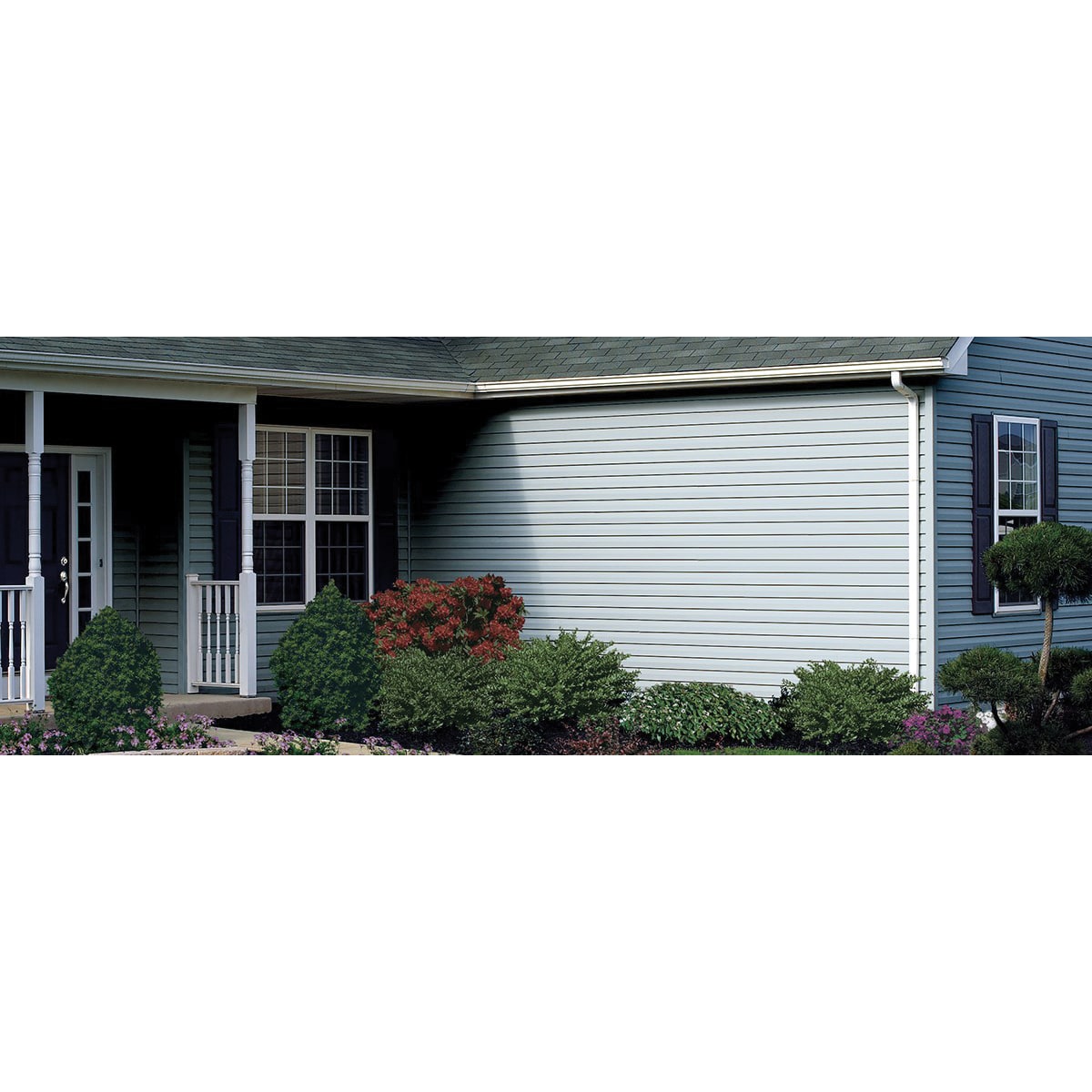 CertainTeed Monogram XL D5 DL Vinyl Siding Colonial White