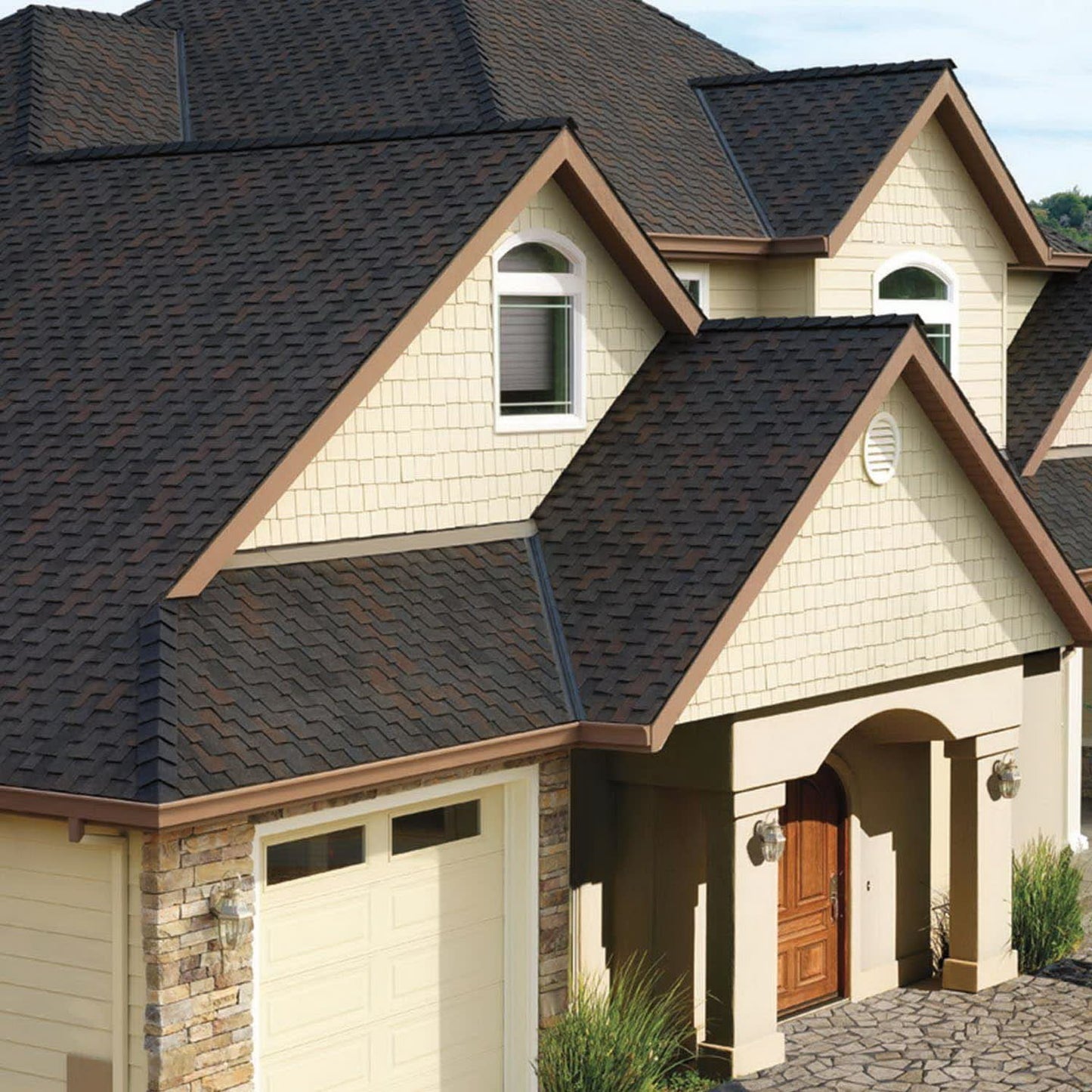 GAF Grand Canyon StainGuard Black Oak