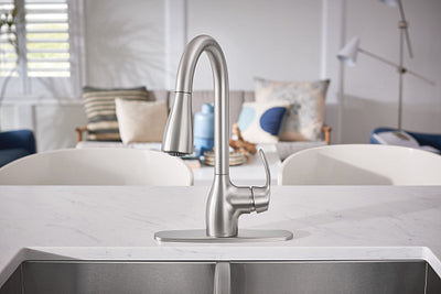 Moen Kleo Single-Handle Pull-Down Kitchen Faucet with Reflex and Power Clean, Spot Resist Stainless