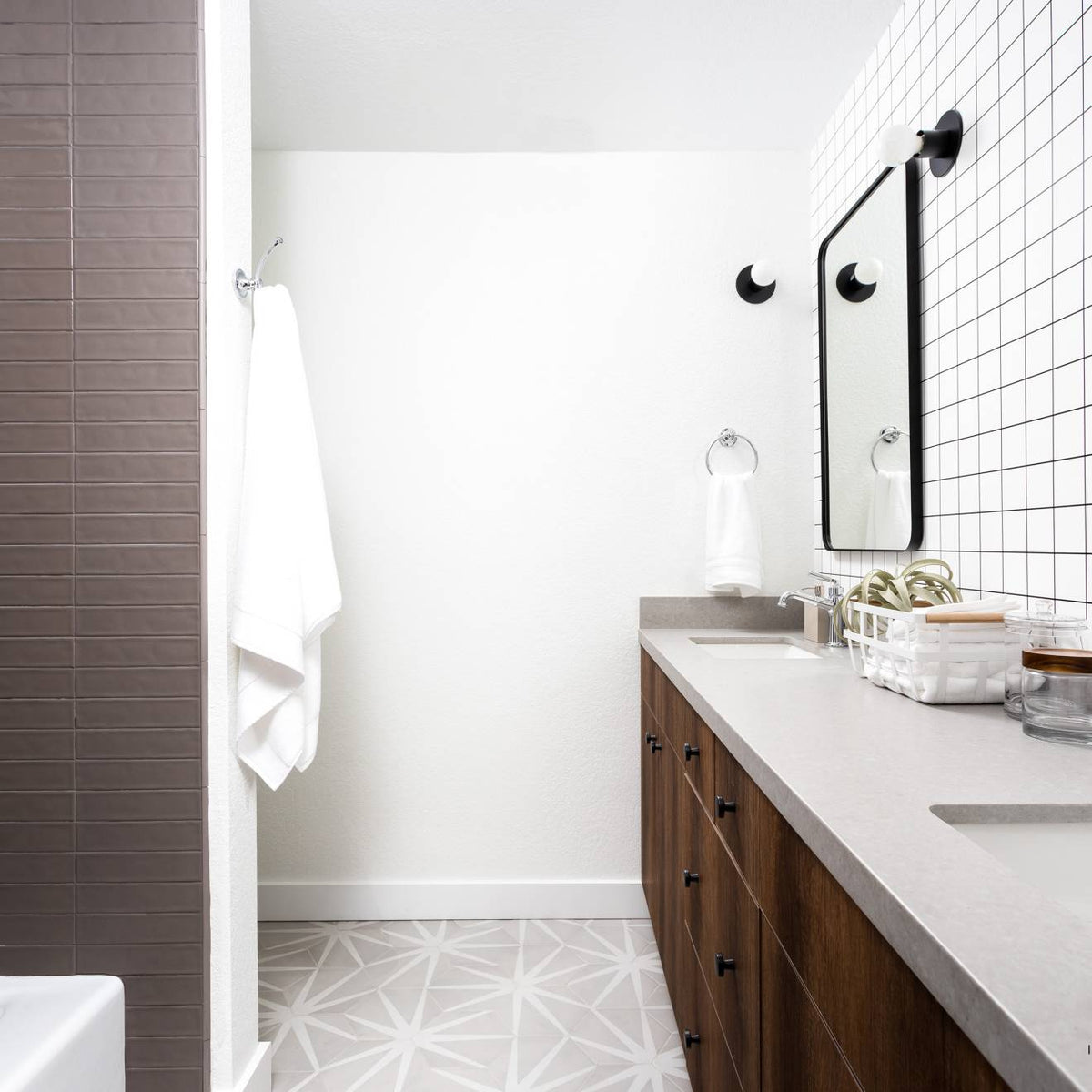 Allora 8.5" x 10" Hexagon Porcelain Decorative Tile in Stella (12.67 SqFt/Ctn)