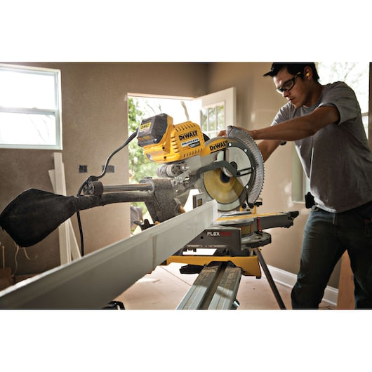 DEWALT FLEXVOLT 120V MAX Lithium‑Ion Brushless 12 in. Sliding Miter Saw Kit with (2) Batteries (2Ah) and Bonus Radio