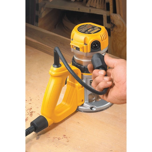 DEWALT 2-1/4 HP Electronic Variable Speed D-Handle Router with Soft Start (DW618D)