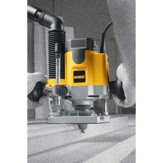 DEWALT DW621 2 HP Electronic Variable Speed Plunge Router