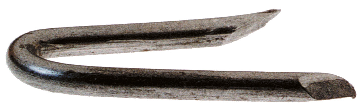 Grip-Rite 1/4 in. W x 1-1/4 in. L Hot-Dipped Galvanized Steel Fence Staples, 9-Gauge, 4,350 Pack (50 lb)