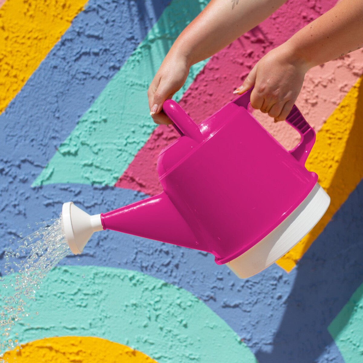Bloem Deluxe Earthly Yellow 2.5 gal Plastic Watering Can