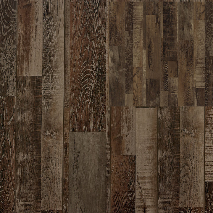 LUXECORE Woodland Forge Oak - Artisan Series