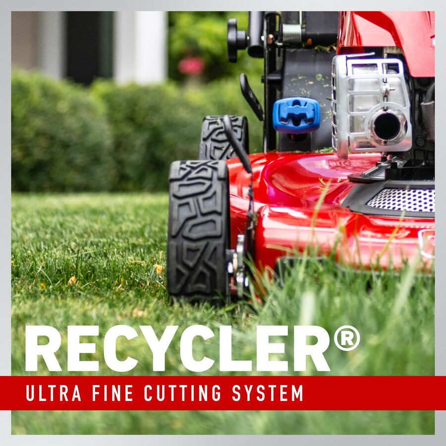 Toro Recycler 21462 22 in. 163 cc Gas Self-Propelled Lawn Mower