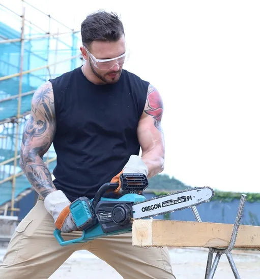Liangye Battery Tree Cutting Machines 40V 14 Inch Cordless Operated Chain Saw
