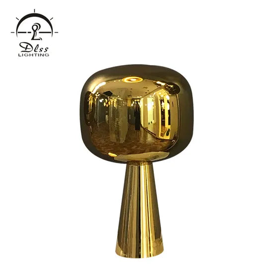 DLSS Lighting Co., Ltd. Modern Art Indoor Coffee Shop Fancy Iron Glass Small LED Desk Table Lamp