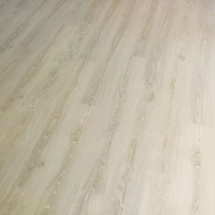 Outlast+ Sand Dune Oak 12 mm T x 7.5 in. W Waterproof Laminate Wood Flooring (1079.7 sqft/pallet)