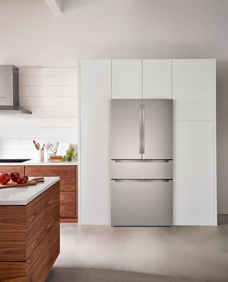 Bosch 800 Series 36 in. 21 cu. ft. French 4 Door Refrigerator in Stainless Steel with Dual Compressor, Counter-Depth