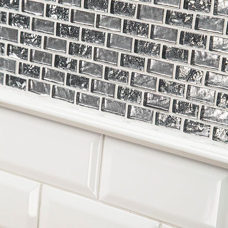 Jeffrey Court Treasure Bell Grey 11-7/8 in. x 12 in. x 8 mm Interlocking Textured Glass Mosaic Tile