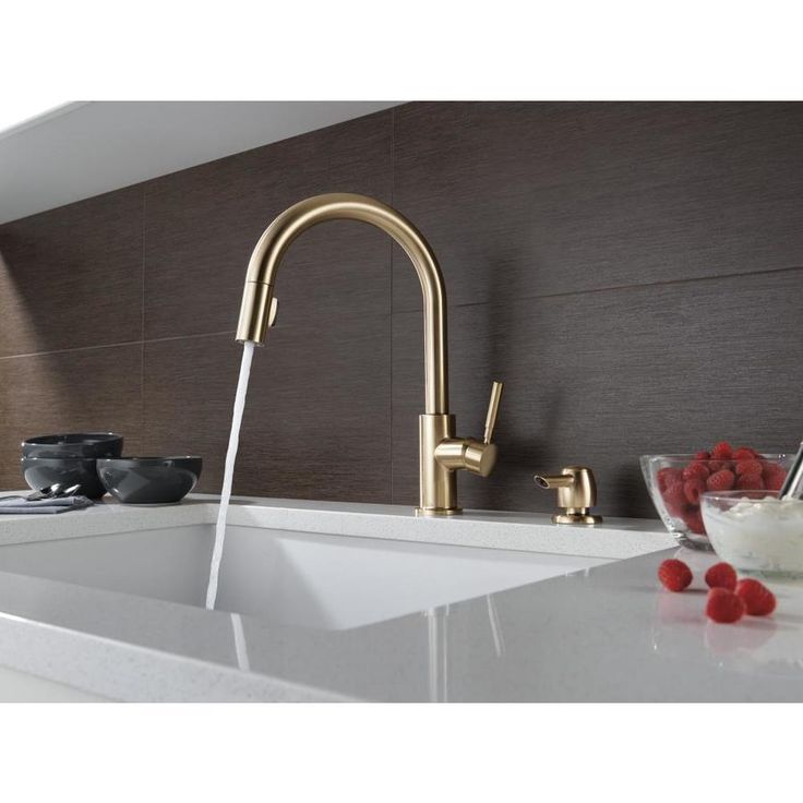 Delta Trask Champagne Bronze 1-Handle Deck-Mount Pull-Down Handle Kitchen Faucet (Deck Plate Included)