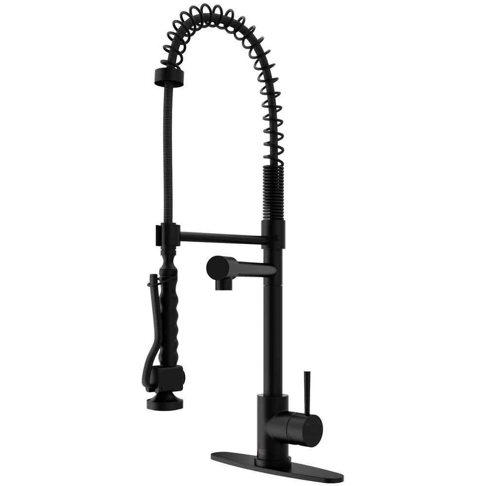 Zurich Single-Handle Pull-Down Sprayer Kitchen Faucet with Deck Plate in Matte Black - Super Arbor