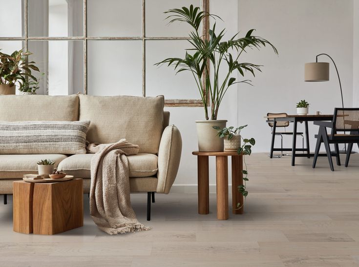 CALI Barrel Beach Town Blanc Oak 7-1/2-in W x 1/2-in T x 74-13/16-in Smooth/Traditional Engineered Hardwood Flooring (23.31-sq ft / Carton)