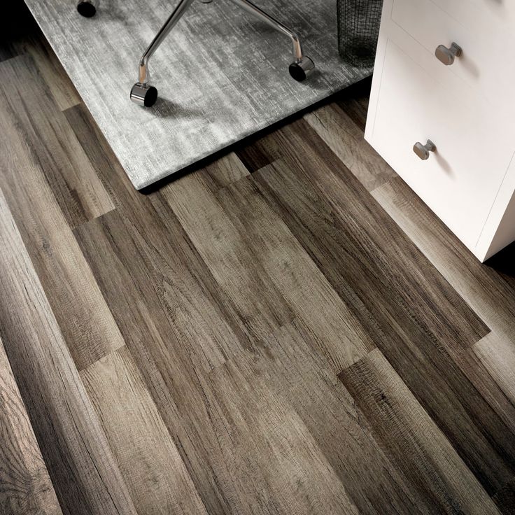 Style Selections Aged Gray Oak 7.59-in W x 4.23-ft L Smooth Wood Plank Laminate Flooring
