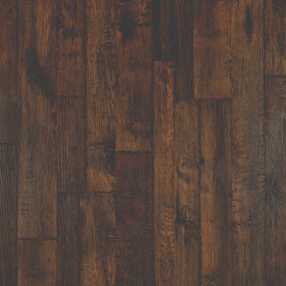Pergo Outlast+ Waterproof Lawrence Chestnut 10 mm T x 6.14 in. W x 47.24 in. L Laminate Flooring (967.2 sq. ft. / pallet)
