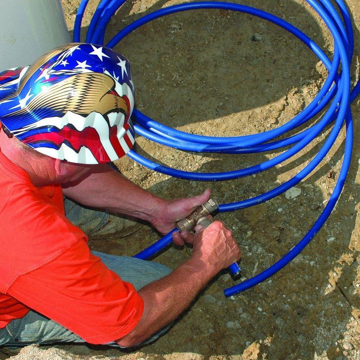 1 in. x 300 ft. 250 psi Polyethylene Pipe in Blue
