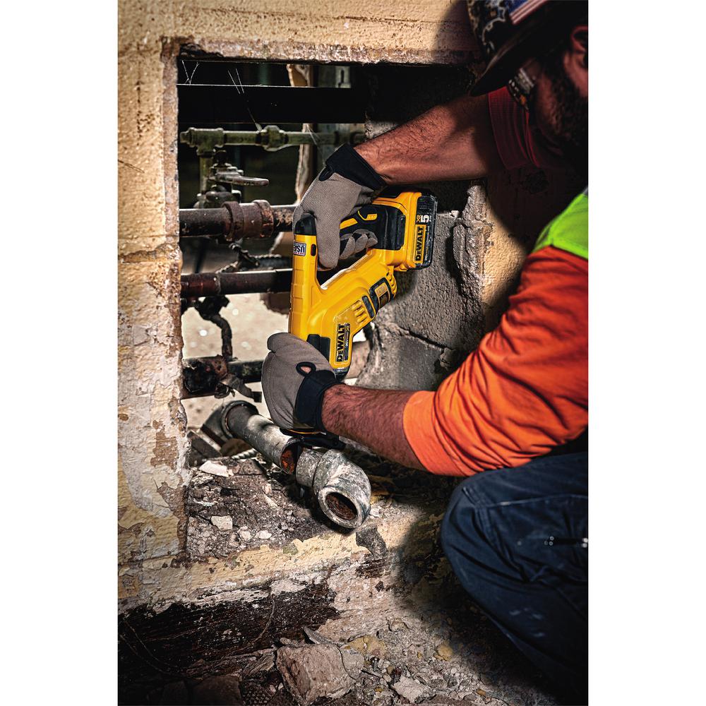 20-Volt MAX XR Lithium-Ion Cordless Brushless Compact Reciprocating Saw (Tool-Only)