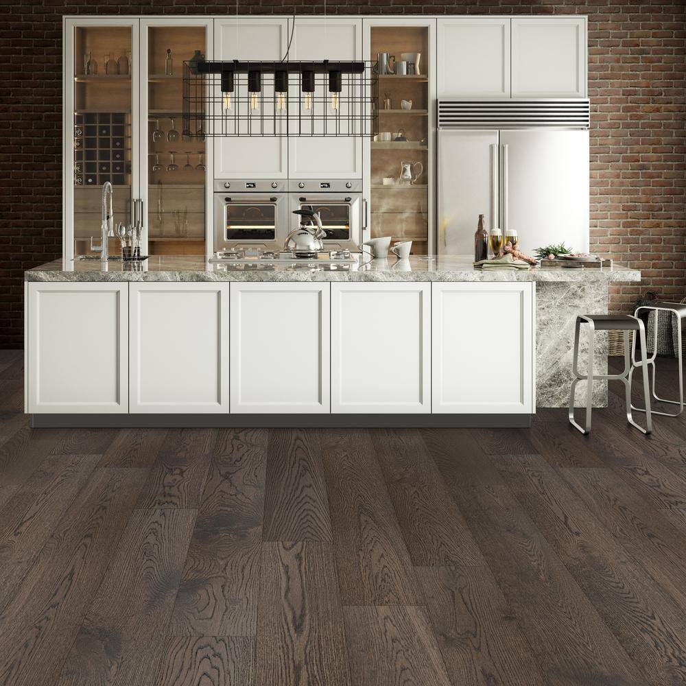 MSI Artesia Lane White Oak XXL 5/8 in. T x 9.45 in. W Tongue and Groove Engineered Hardwood Flooring (34.10 sq. ft./case)