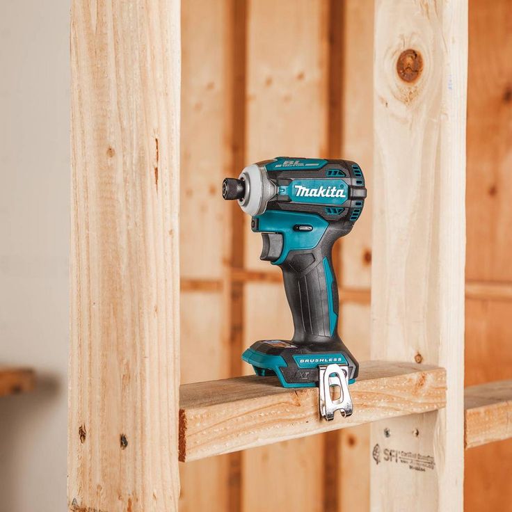 18-Volt LXT Lithium-Ion Brushless Impact Driver with ImpactXPS Insert Bit Holder and ImpactXPS 2 in. Power Bit, 3-Pack
