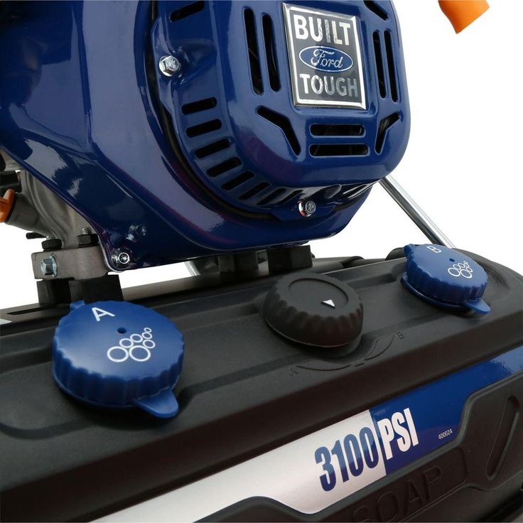Ford 3,100 psi 2.5 GPM Gas Pressure Washer - California Compliant