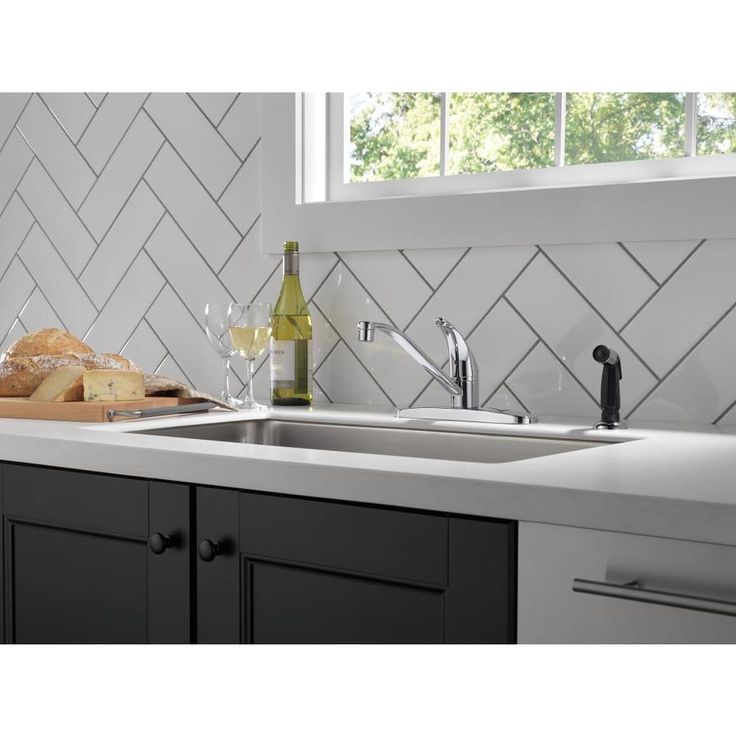 Peerless Core Chrome 1-Handle Deck-Mount Low-Arc Handle Kitchen Faucet