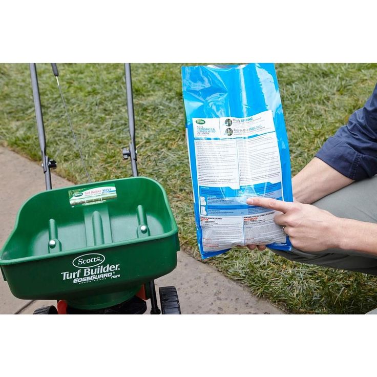 Scotts Halts 10.06 lbs. 5,000 sq. ft. Crabgrass and Grassy Weed Preventer