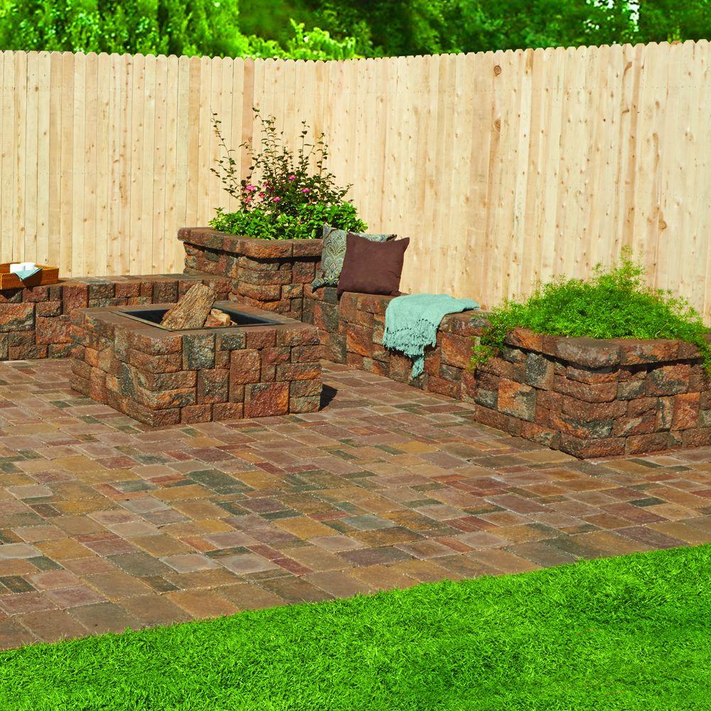 Pavestone SplitRock Corner 3.5 in. x 10.5 in. x 7 in. Winter Blend Concrete Garden Wall Block (96 Pcs. / 40.8 Face ft. / Pallet)