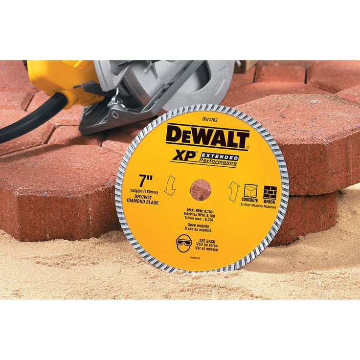 DEWALT 7-in Wet or Dry Continuous Diamond Tile Saw Blade