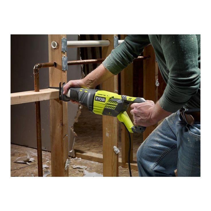 12 Amp Corded Reciprocating Saw