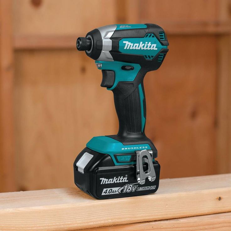 18-Volt LXT Lithium-Ion Brushless Cordless Hammer Drill and Impact Driver Combo Kit (2-Tool) w/ (2) 4Ah Batteries, Case