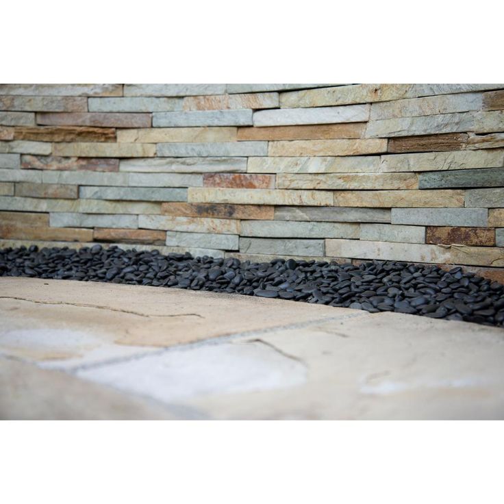 MSI Black Polished 0.5 cu. ft . 0.25 to 0.75 in. Pebbles 40 lb. Bag