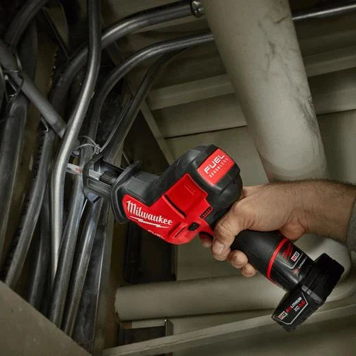 Milwaukee M12 FUEL 12-Volt Brushless Cordless HACKZALL Reciprocating Saw Kit with XC High Output 5.0Ah Battery