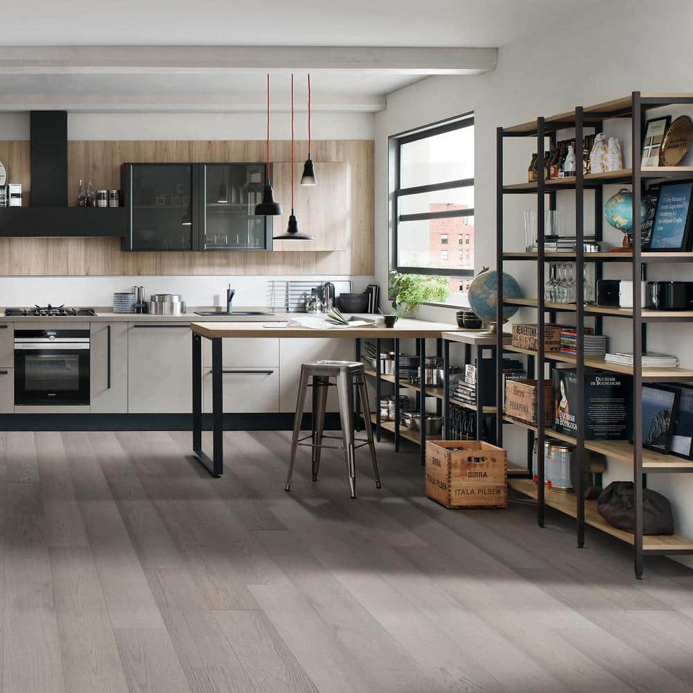 MSI Baker Cove White Oak XXL 5/8 in. T x 9.45 in. W Tongue and Groove Engineered Hardwood Flooring (34.10 sq. ft./case)