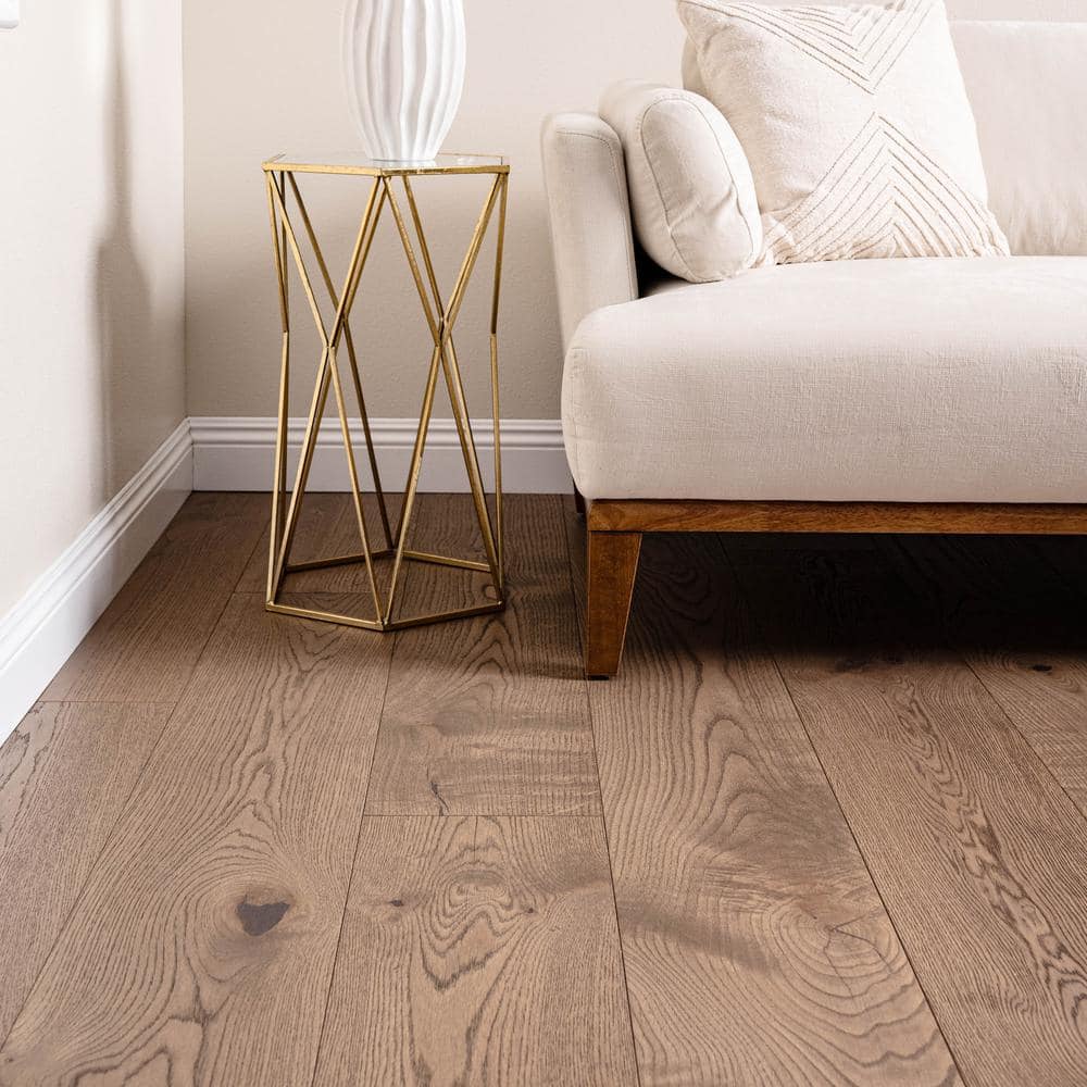 MSI Beverly Mill White Oak XXL 5/8 in. T x 9.45 in. W Tongue and Groove Engineered Hardwood Flooring (34.10 sq. ft./case)