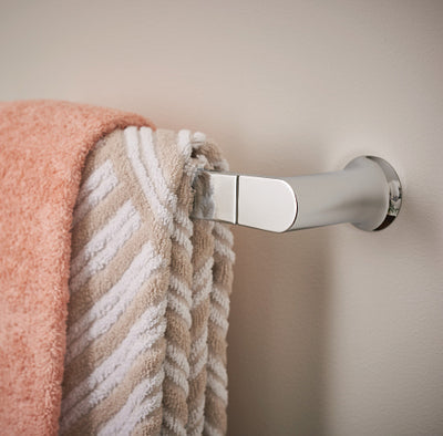 Moen Genta 18 in. Towel Bar in Chrome