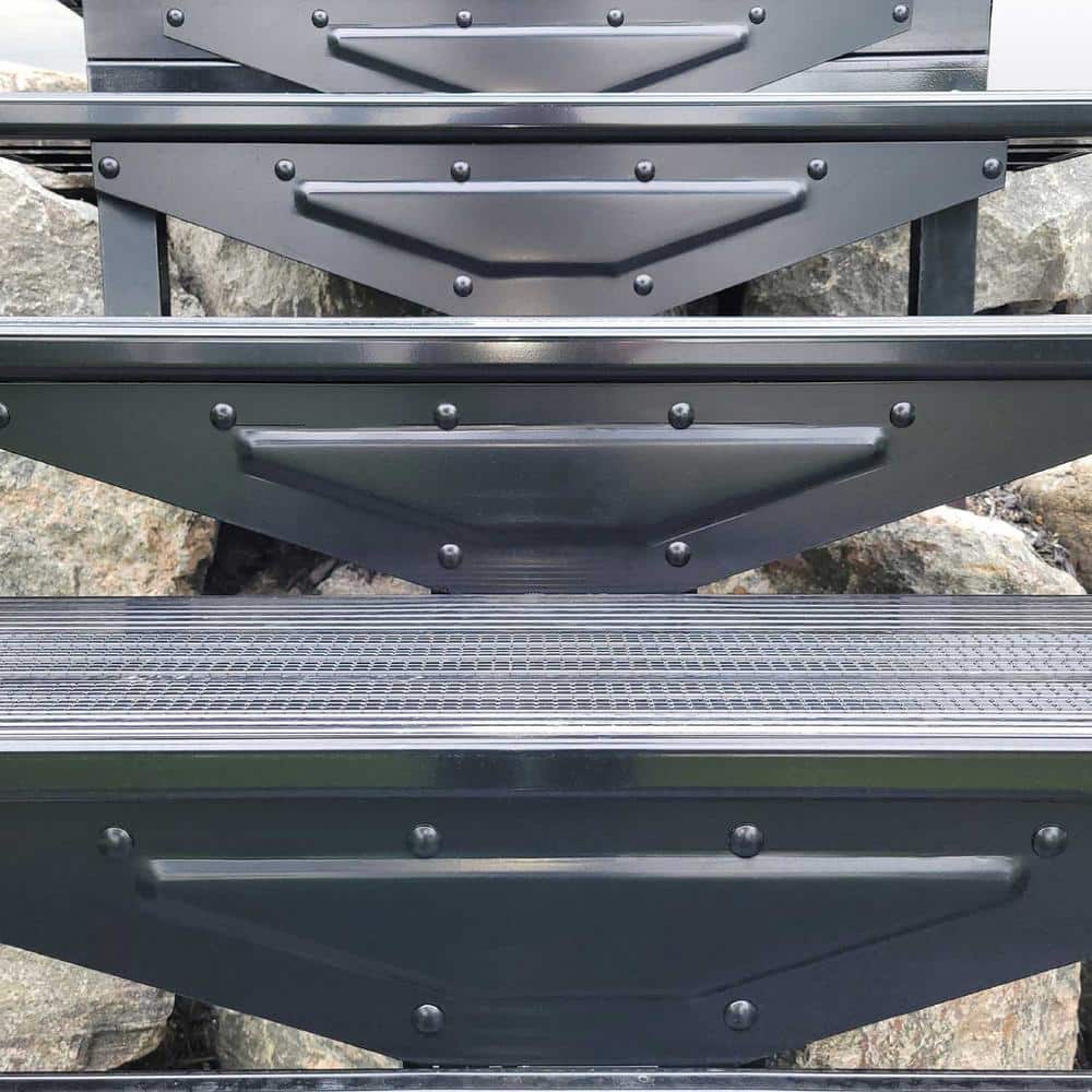 Pylex 1 ft. Central Steel Stair Stringer Kit
