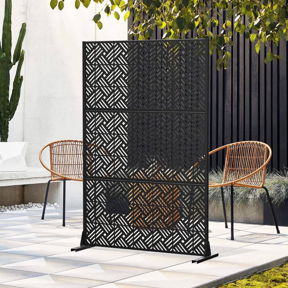 Cadeninc 3.92 ft x 6 ft Black Metal Privacy Screen Fence Panels