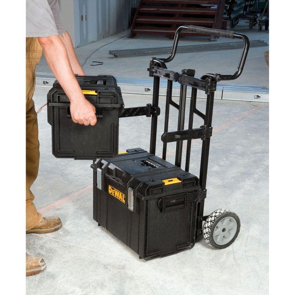DEWALT TOUGHSYSTEM 22 in. Medium Tool Box