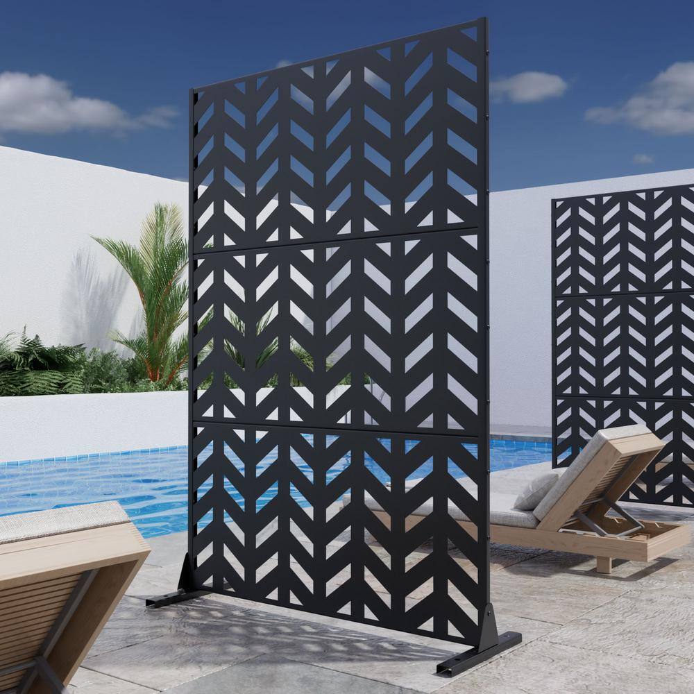Lirago 72 in. H x 47 in. W Arrow Pattern Outdoor Metal Privacy Screen Garden Fence Wall Applique in Black