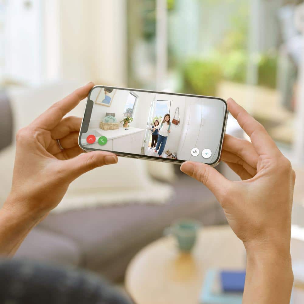 Ring Indoor Cam (2nd Gen) - Plug-In Smart Security Wifi Video Camera, with Included Privacy Cover, Night Vision, Black