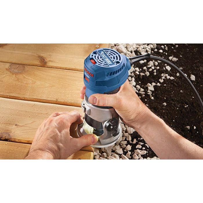 Bosch 7 Amp 1-1/4 HP Variable Speed Fixed-Base Palm Corded Router Kit, GKF125CEK